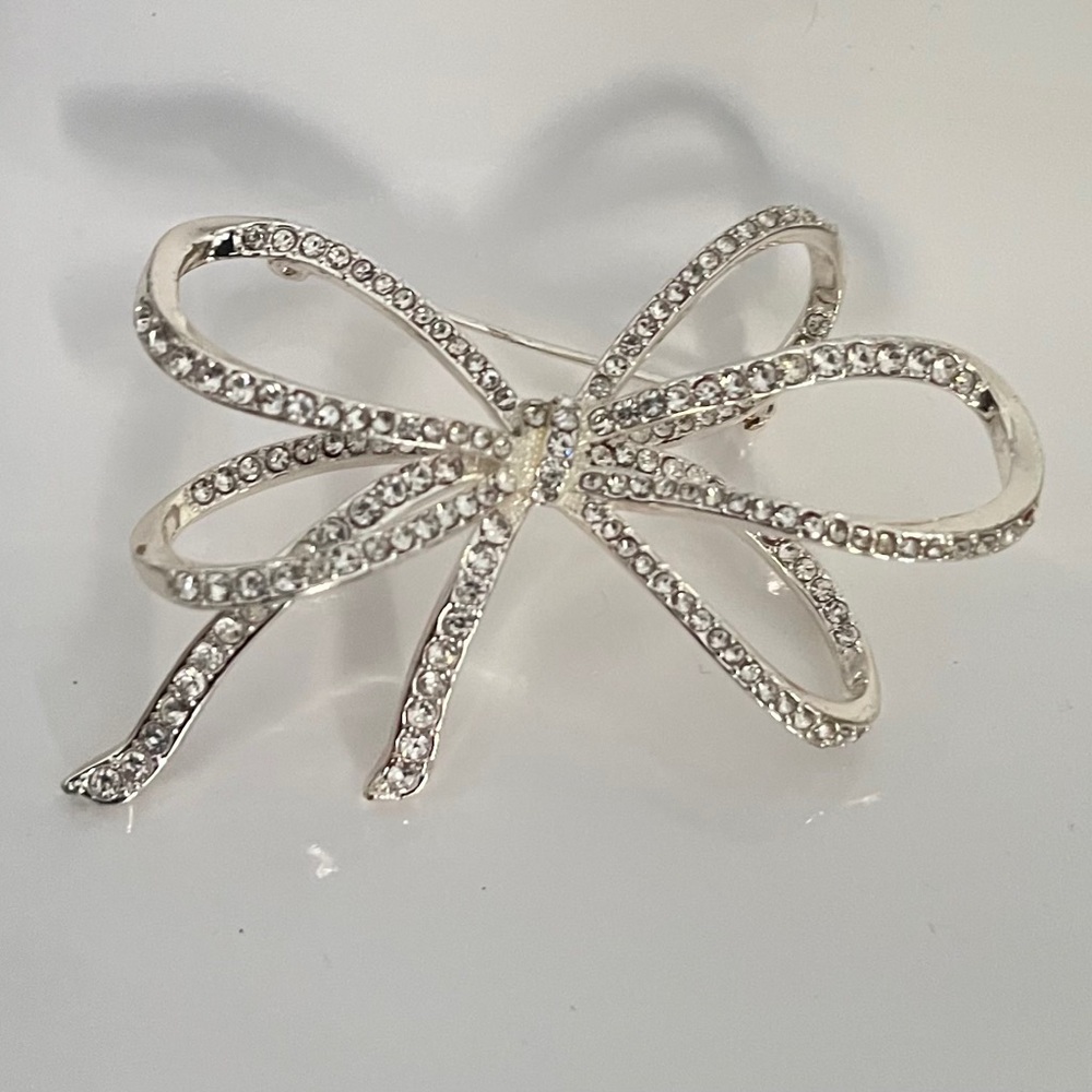 Anne Klein Silver Bow Brooch beautiful for glamorous events
